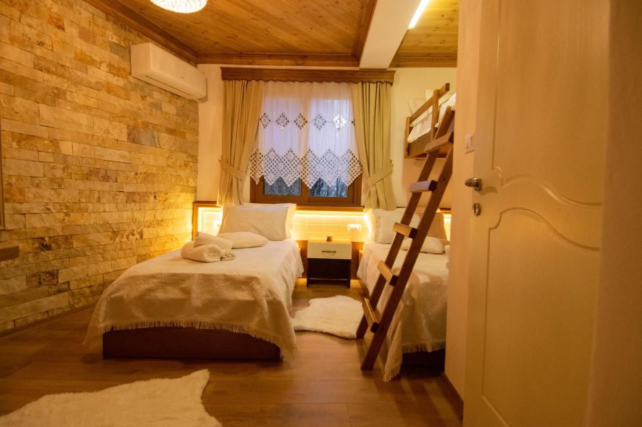 Te Kalaja Rooms Gjirokastër Esterno foto