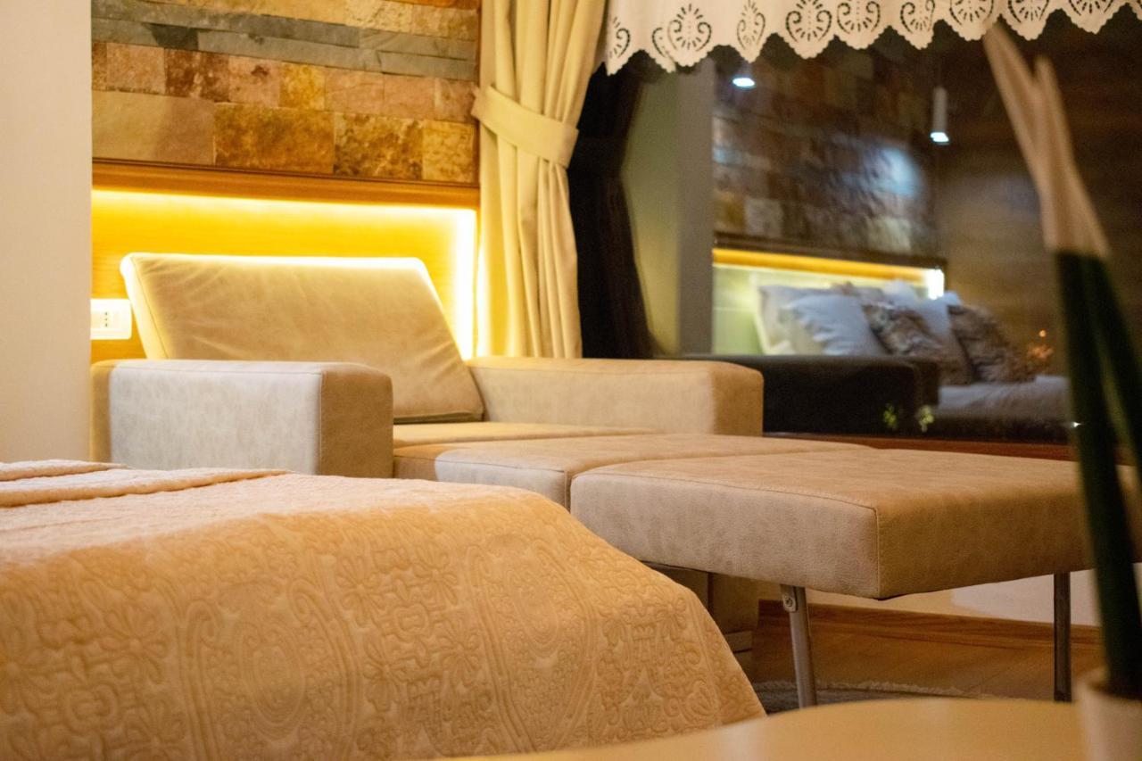 Te Kalaja Rooms Gjirokastër Esterno foto