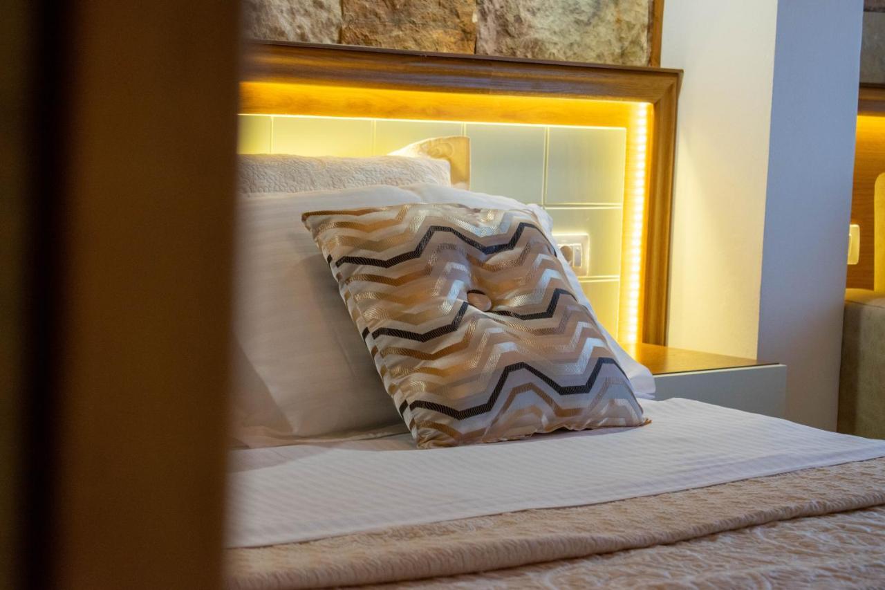 Te Kalaja Rooms Gjirokastër Esterno foto