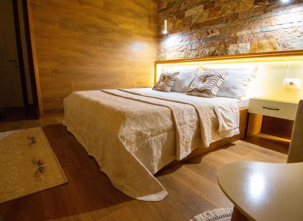 Te Kalaja Rooms Gjirokastër Esterno foto