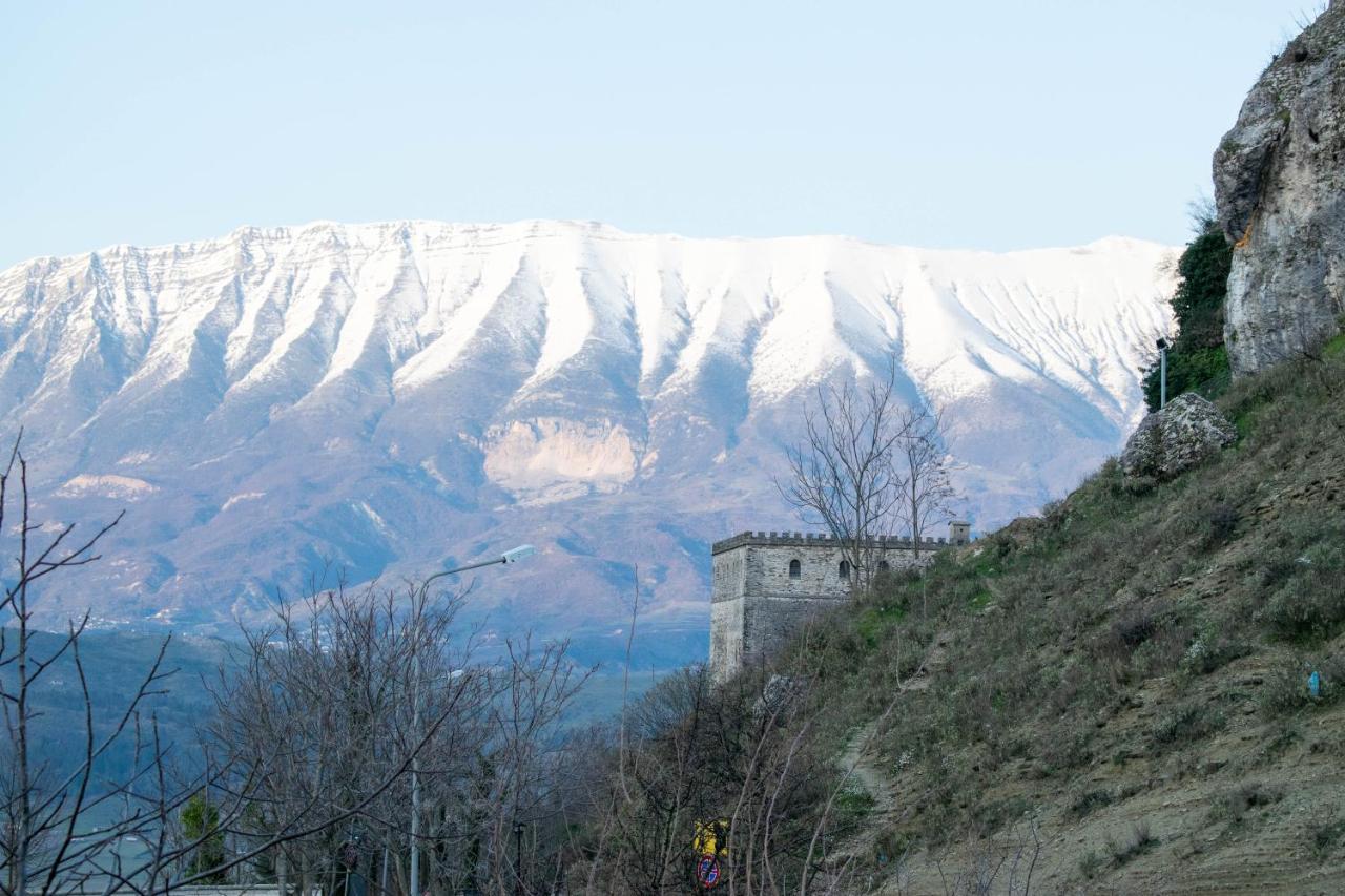 Te Kalaja Rooms Gjirokastër Esterno foto