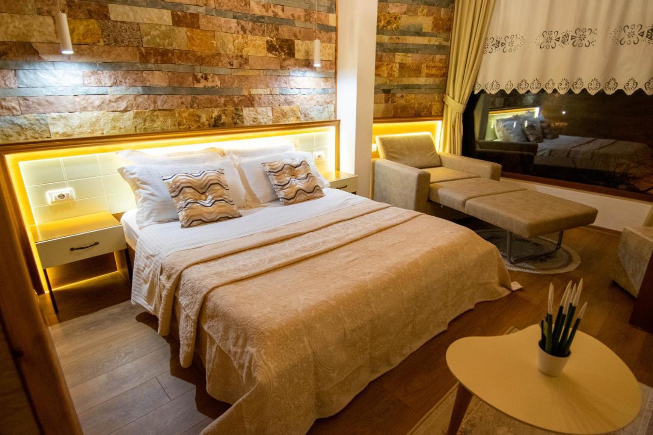 Te Kalaja Rooms Gjirokastër Esterno foto