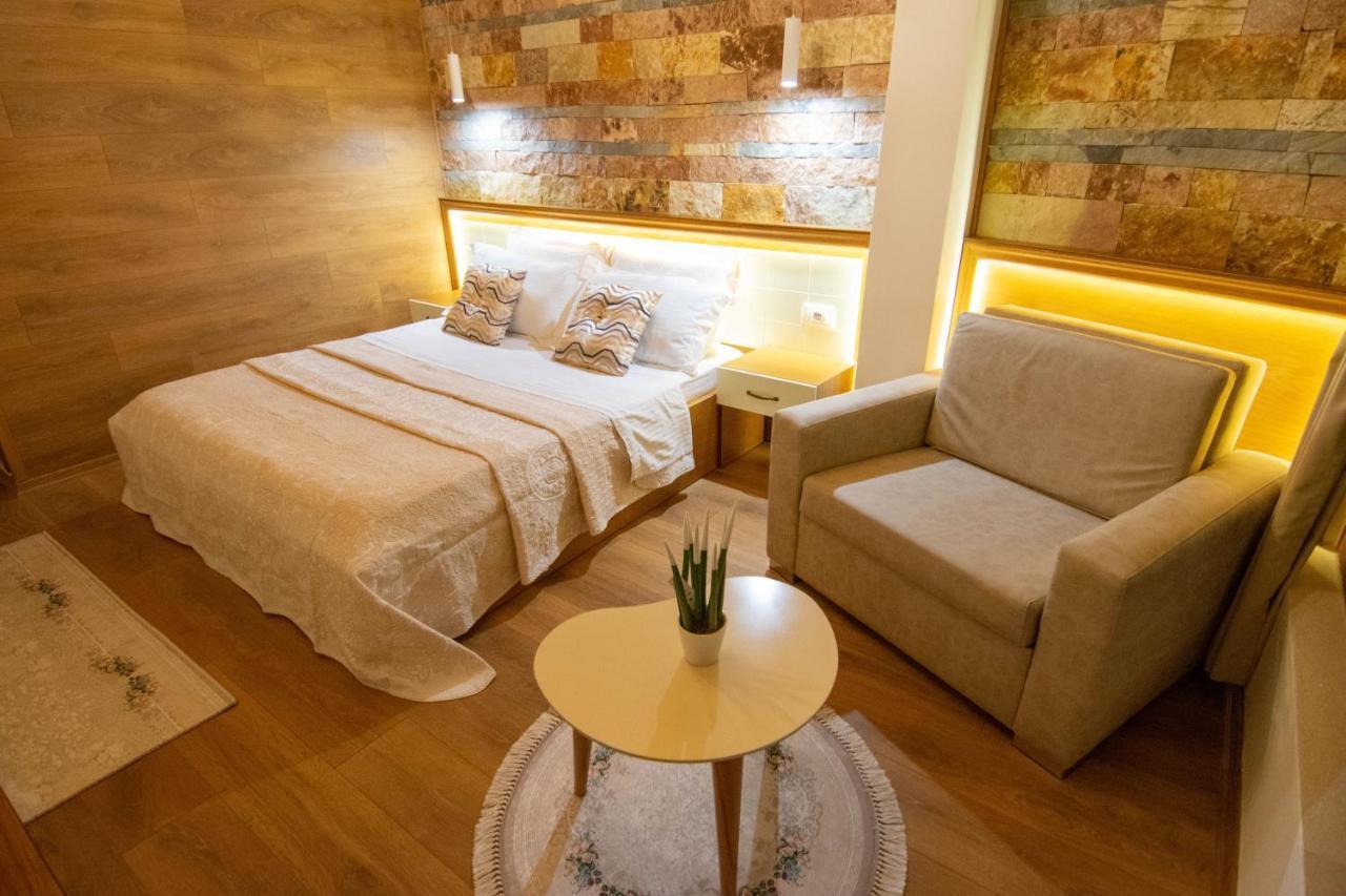 Te Kalaja Rooms Gjirokastër Esterno foto
